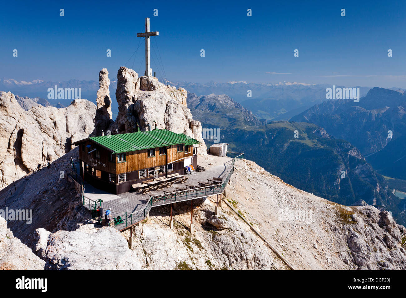 Die Berghütte Rifugio Lorenzi, Dolomiten, Provinz Belluno, Region Venetien, Italien Stockfoto