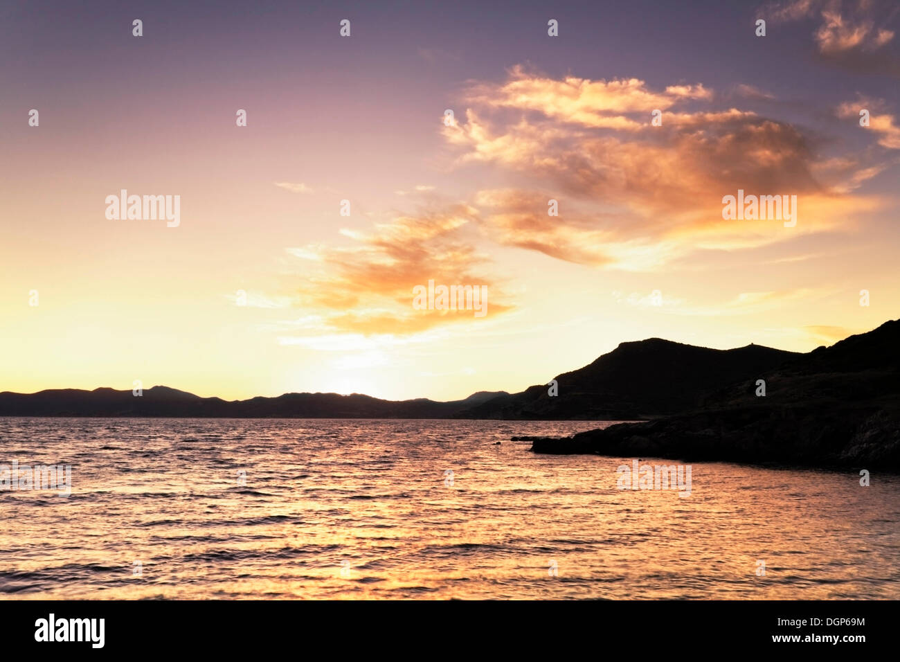 Sonnenuntergang an der Costa del Sud, im Süden von Sardinien, Provinz Sulcis, Sardinien, Italien, Europa Stockfoto