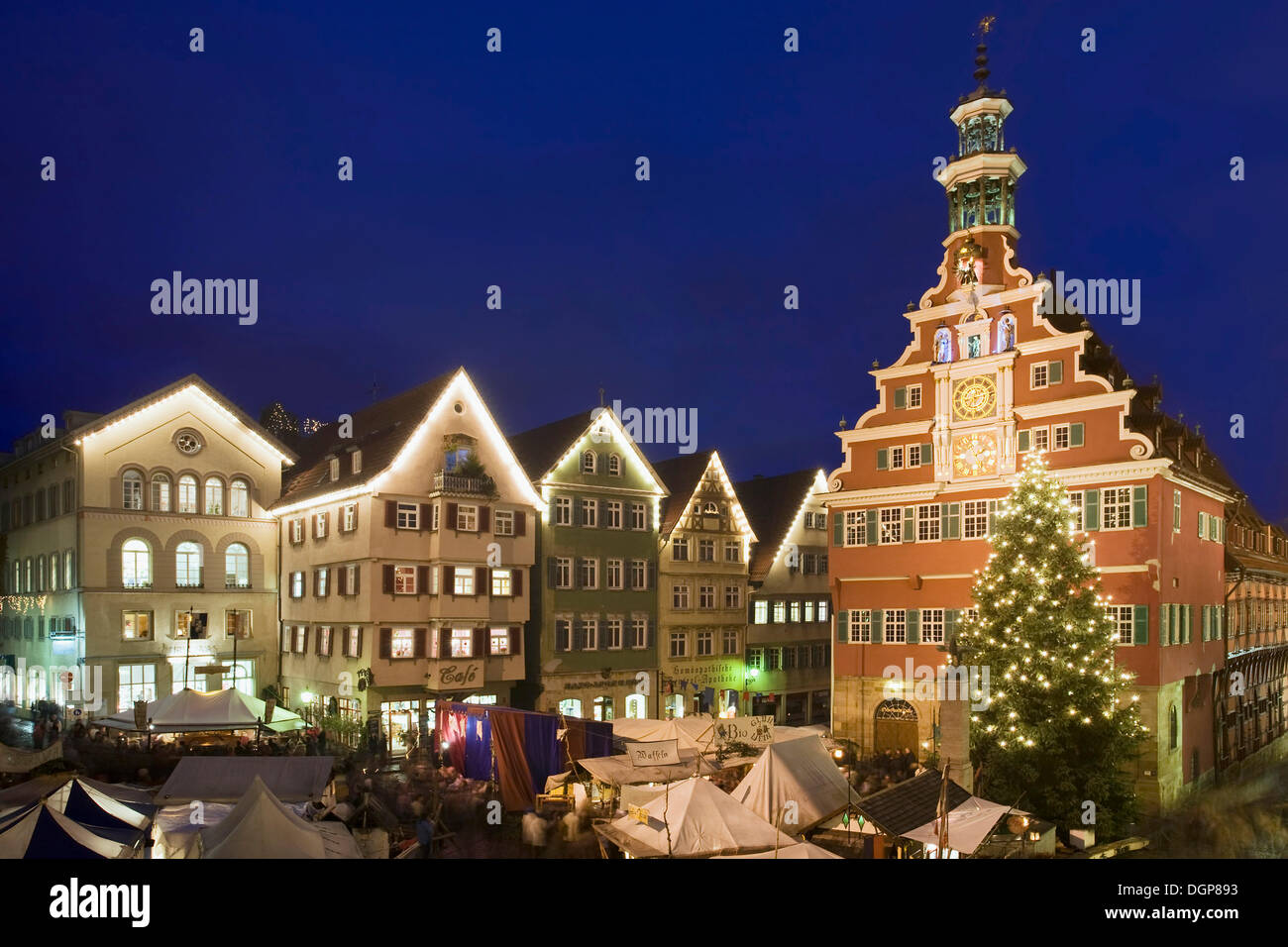 Weihnachtsmarkt vor dem alten Rathaus, Esslingen am Neckar, Baden-Württemberg Stockfoto