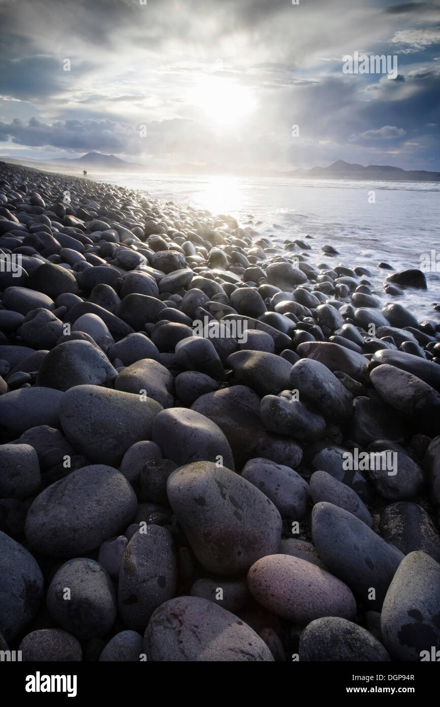 Ende des Tages am Strand von Famara, Lanzarote, Kanarische Inseln, Spanien, Europa Stockfoto