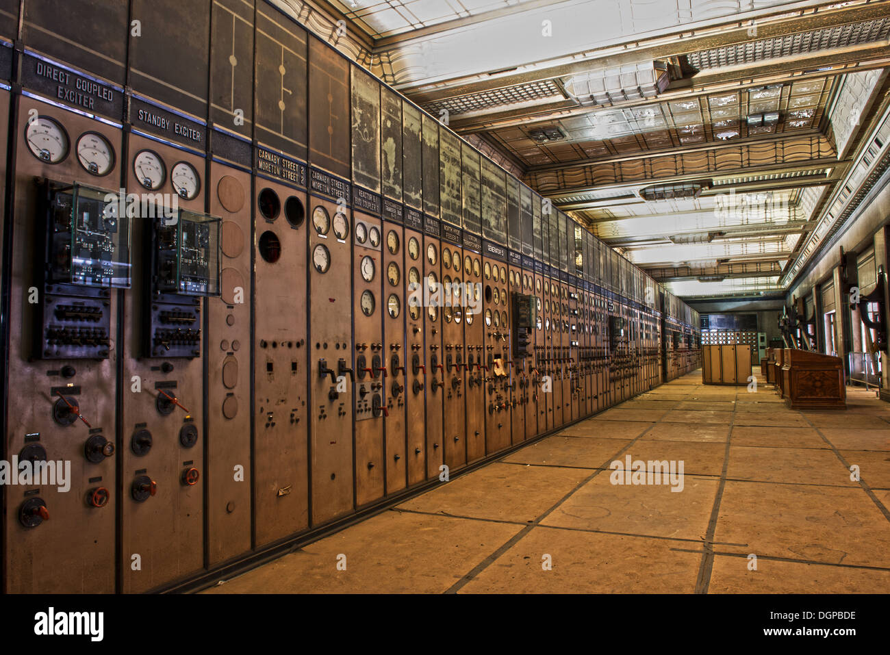 Im Inneren Stil Art-Deco-Control Room A in Battersea Power Station, London. Aufnahmen im September 2013. Stockfoto