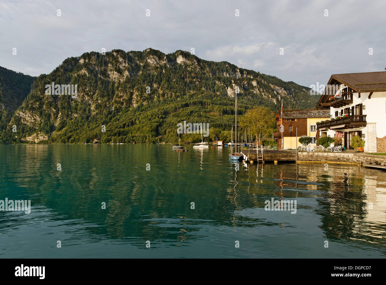 Unterach am Attersee, Salzkammergut-Erholungsgebiet, Hausruckviertel Region, Oberösterreich, Österreich Stockfoto