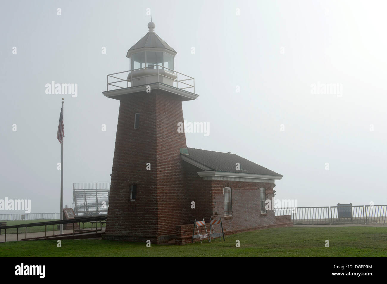 Lighthouse Point Santa Cruz in den Nebel, Lighthouse Point, Santa Cruz, Kalifornien, USA Stockfoto