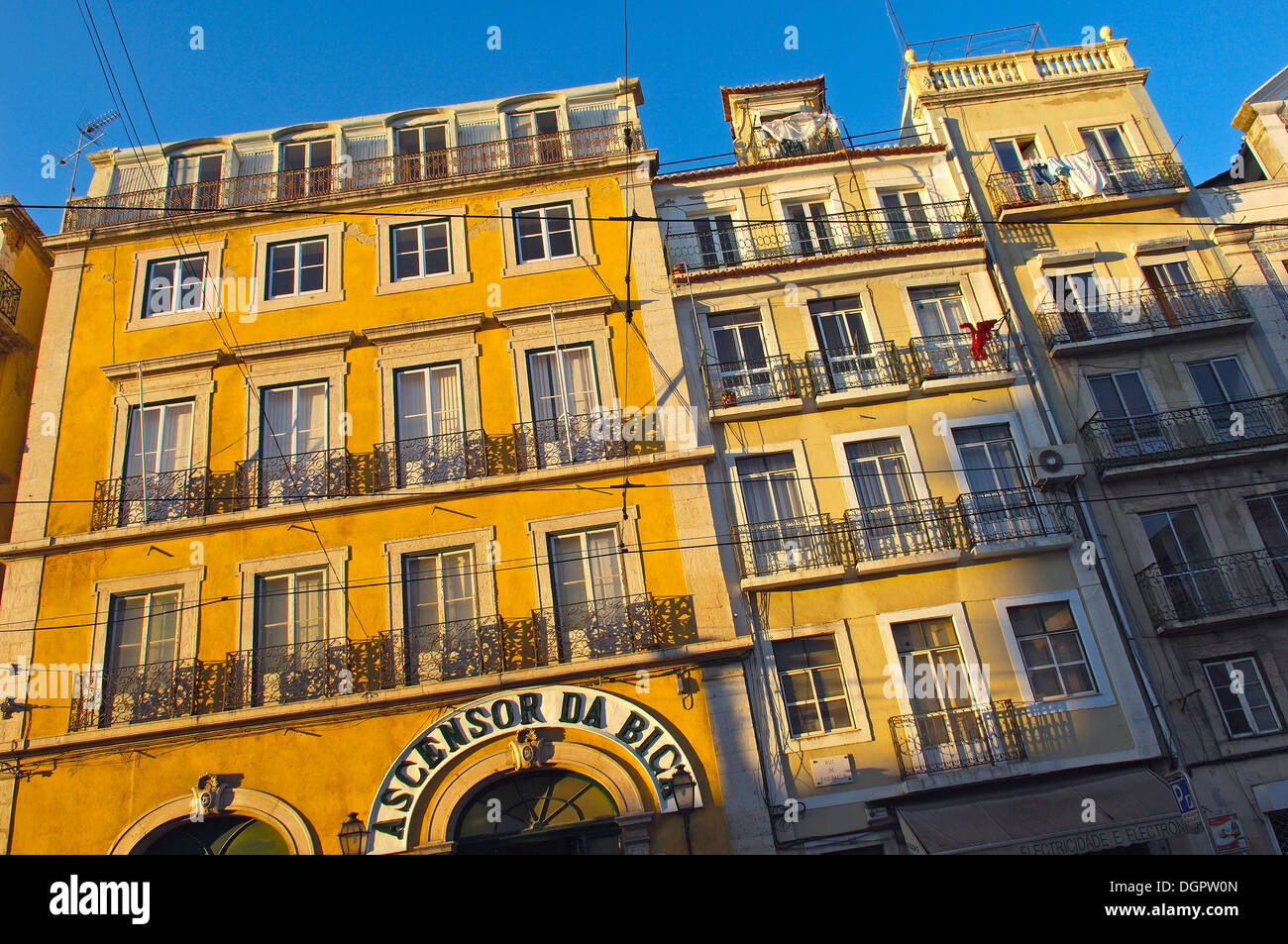 Lissabon, Elevador da Bica (Bica Seilbahn), Bairro Alto, Rua da Bica de