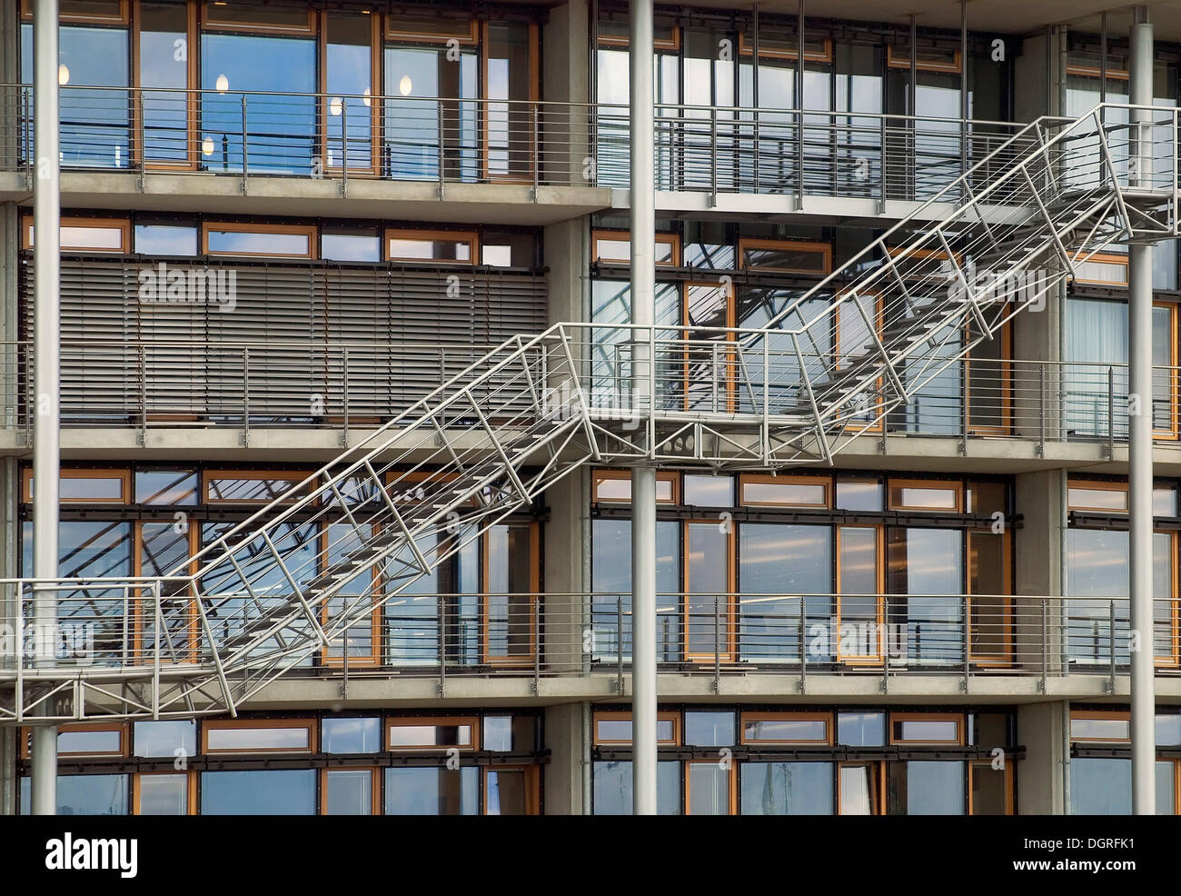 Treppenhaus, Fassade der Bibliothek des Instituts für Weltwirtschaft, Kiel, schleswig-holstein Stockfoto