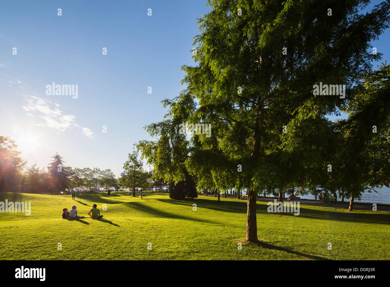 Kanada, British Columbia, Vancouver, Menschen im Hafen Green Park Stockfoto