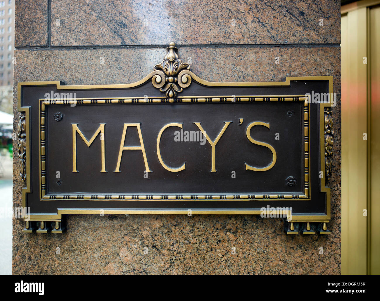 Das Kaufhaus Macys mit Weihnachtsbeleuchtung, New York, Vereinigte Staaten von Amerika, PublicGround Stockfoto