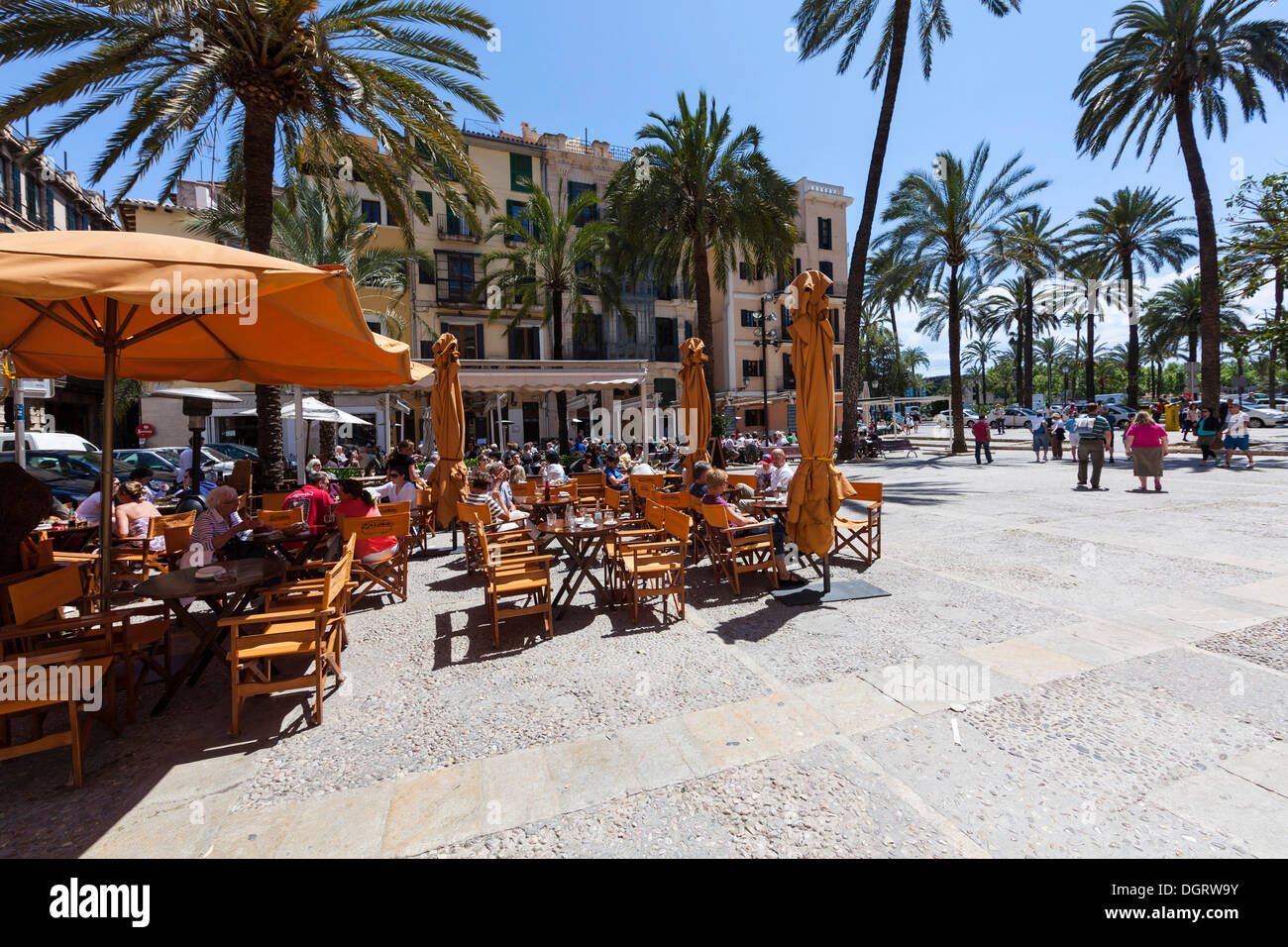 Restaurants in Plaça De La Llotja, Altstadt, Ciutat Antiga, Palma De Mallorca, Mallorca, Balearen, Spanien, Europa Stockfoto