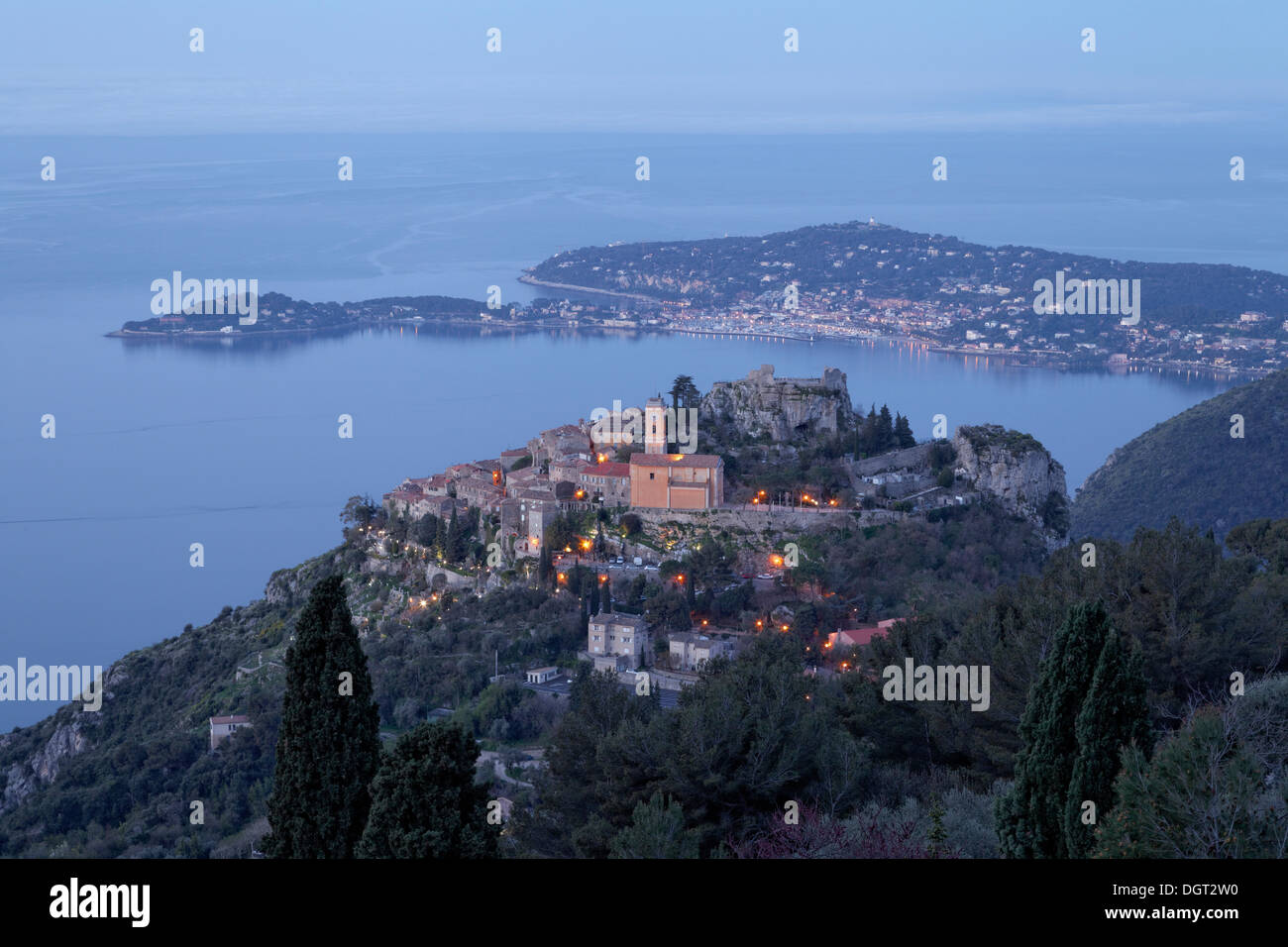 Blick über Èze, Saint-Jean-Cap-Ferat an der hinteren, morgen Stimmung, Département Alpes-Maritimes, Region Provence-Alpes-Côte d ' Stockfoto