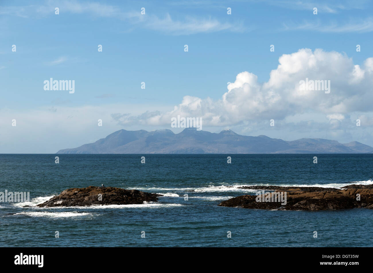 Die Insel Rum von Mallaig, Hochlandregion, Schottland, UK. Stockfoto