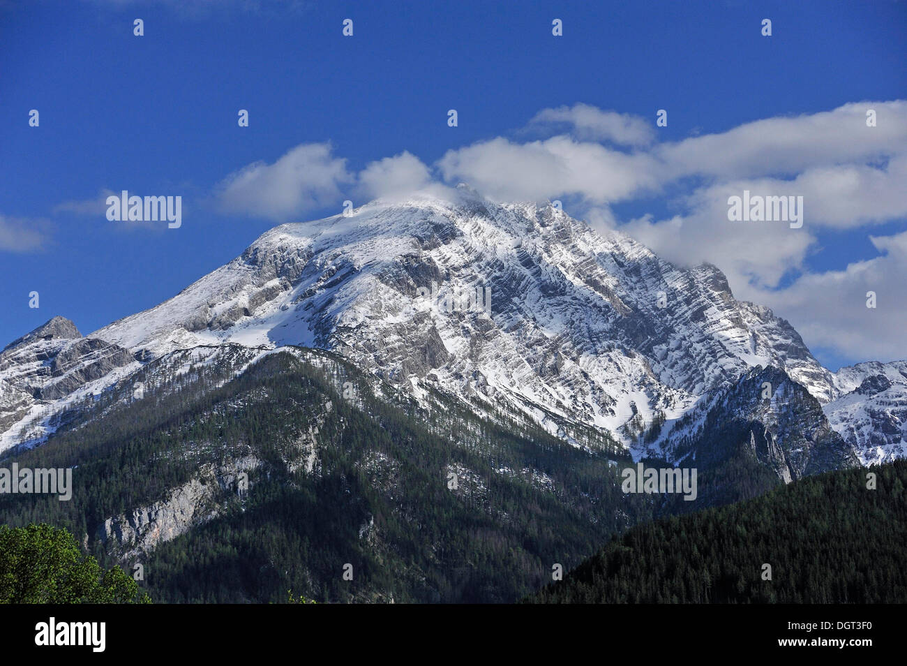 Frischer Schnee auf die Westwand des Mt Watzmann, Ramsau, Berchtesgadener Land/Region, Oberbayern Stockfoto