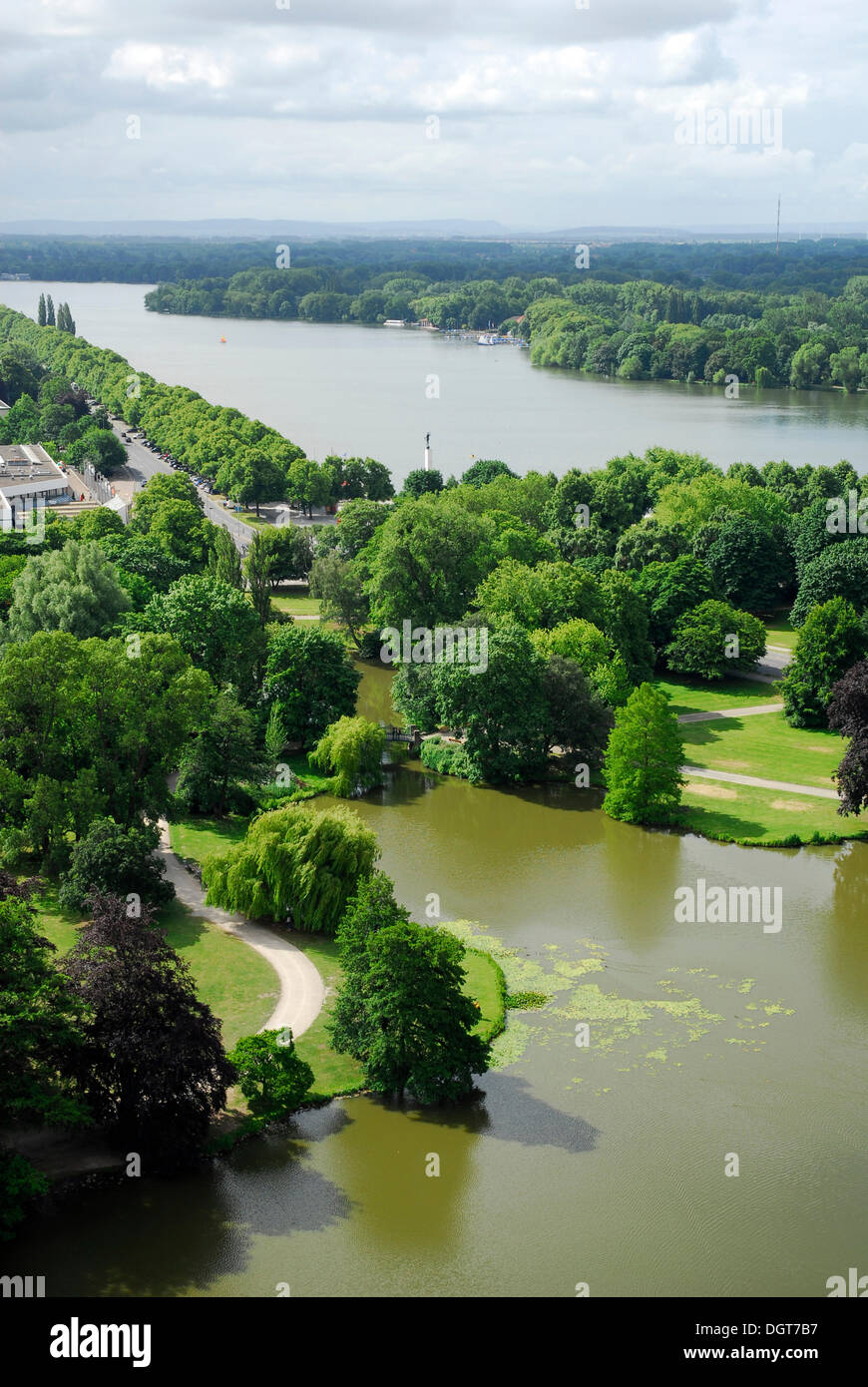 Blick über den Maschsee See und Maschteich Teich, Maschpark, Hannover, Niedersachsen Stockfoto