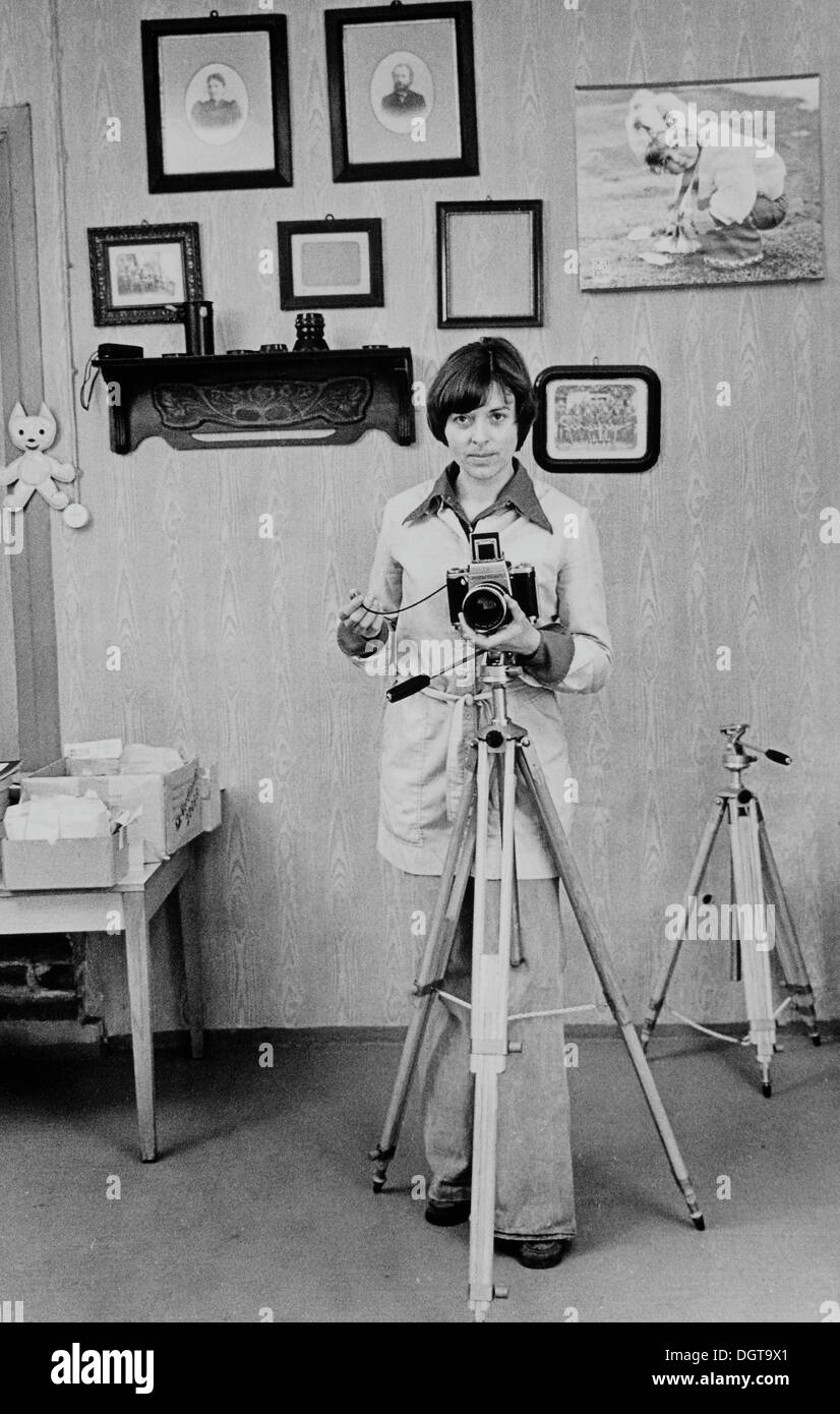 Fotograf in ihr Studio, Ostdeutschland, DDR, DDR, 1980 Stockfoto