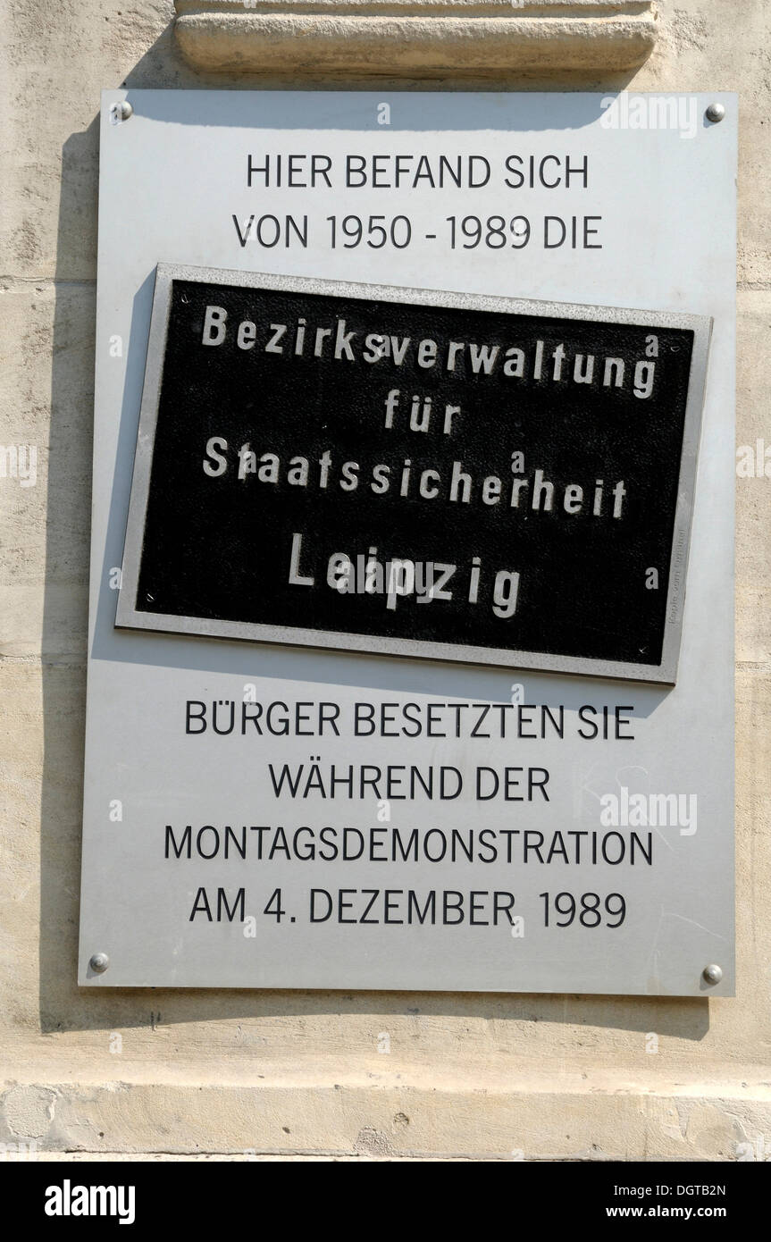 Melden Sie sich auf das Gebäude der ehemaligen Staatssicherheit, Leipzig, Sachsen Stockfoto