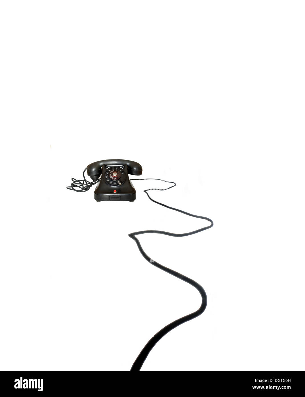 altes Telefon auf weißem Hintergrund Stockfoto