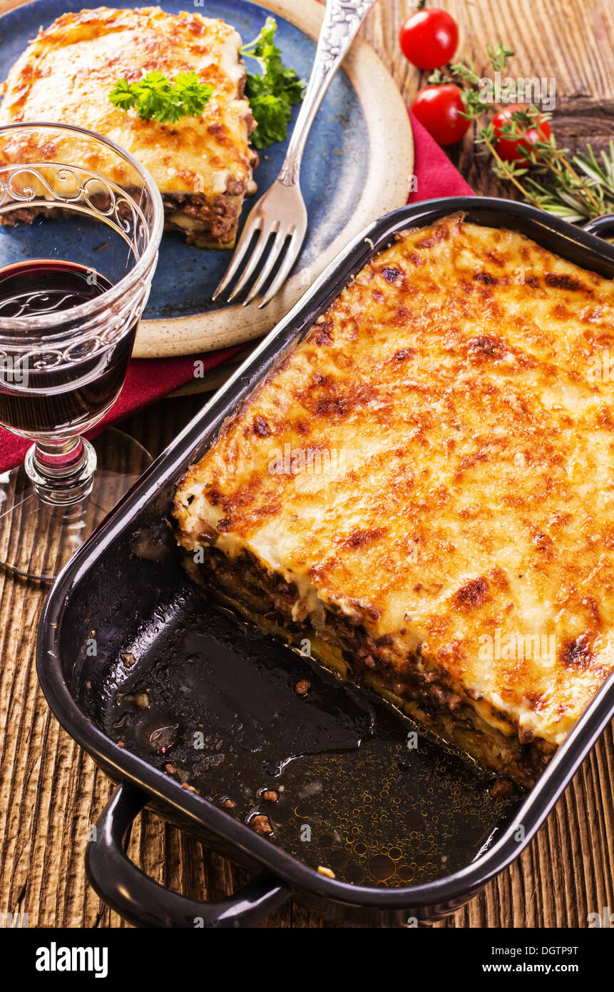Geschichtetes fleisch -Fotos und -Bildmaterial in hoher Auflösung – Alamy