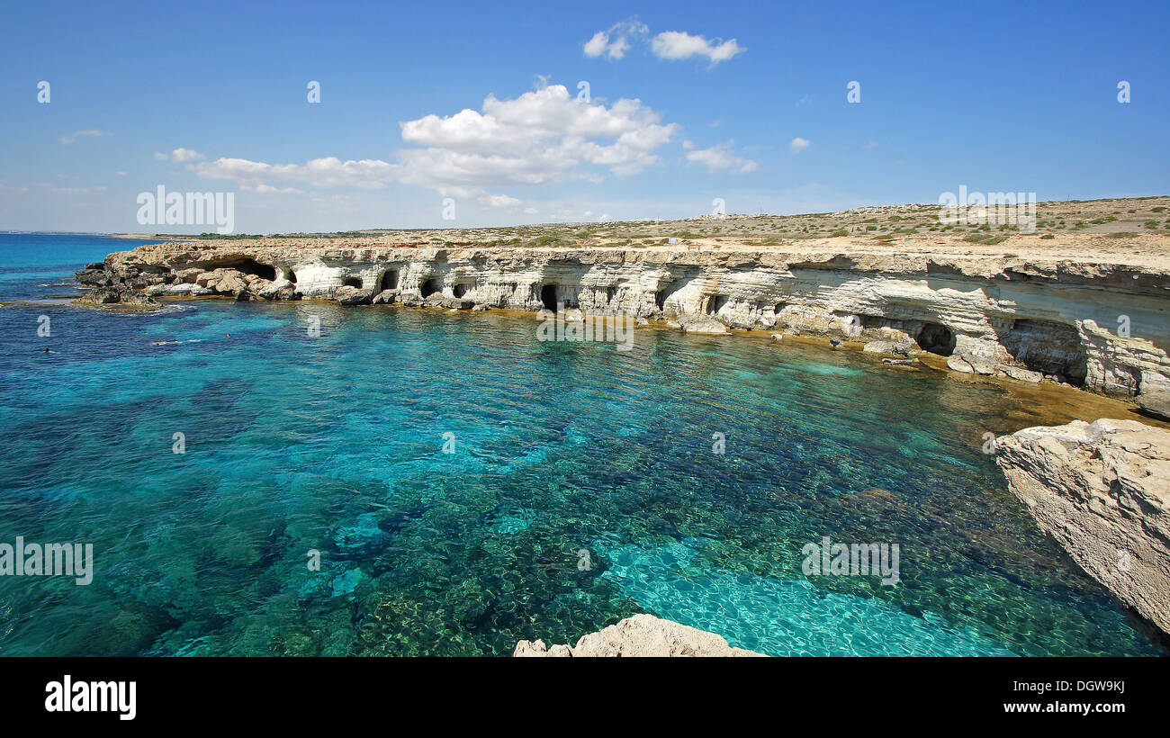 Meeresgrotten, Cape Greko, Ayia Napa, Zypern, Europa Stockfoto