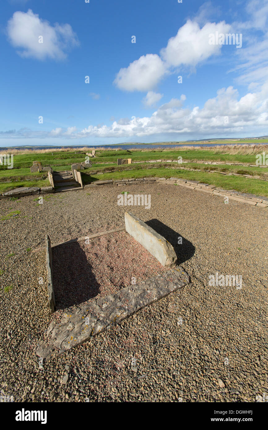 Inseln von Orkney, Schottland. Die kerbed Herd innerhalb Struktur acht Überreste der Siedlung aus der Jungsteinzeit Barnhouse. Stockfoto