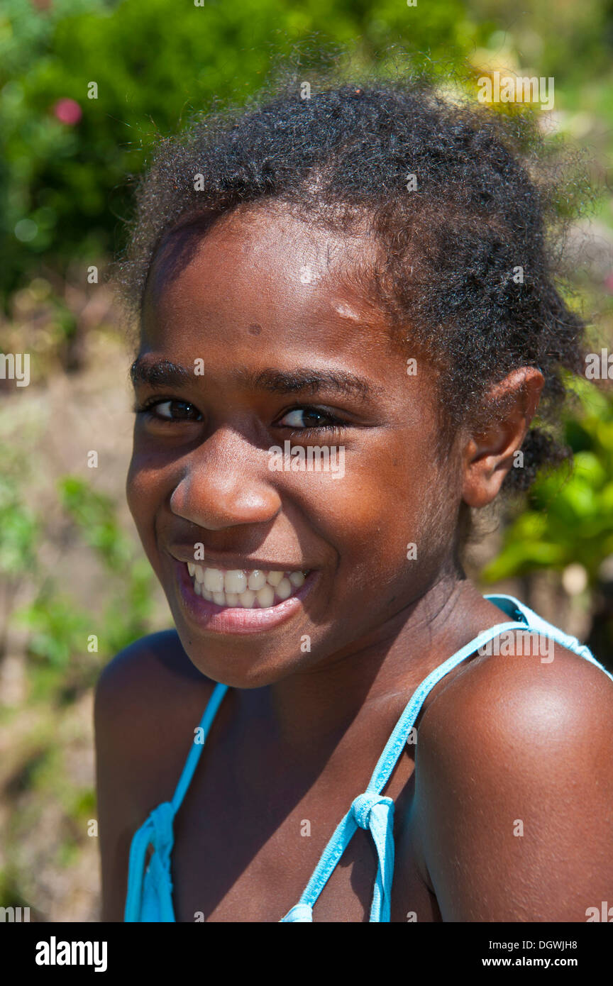 Lächelnde Mädchen, Porträt, Grande Terre, Neu-Kaledonien, Frankreich Stockfoto