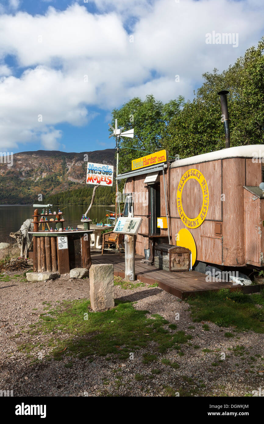 Wohnwagen & Shop aus dem Loch Ness Monster Hunter bei Eve in den Highlands von Schottland Stockfoto