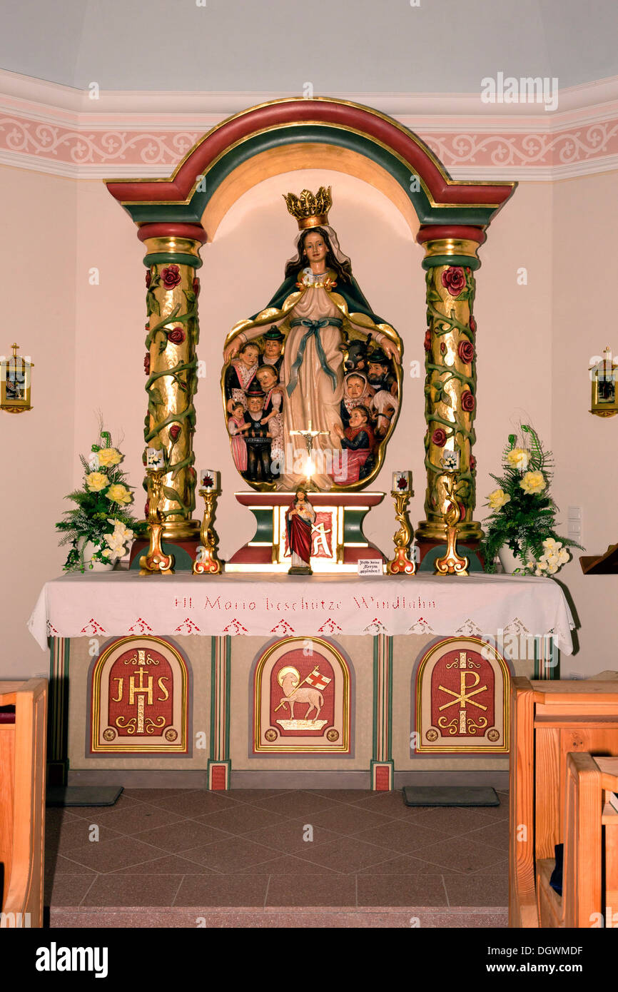 Innenansicht, Altar mit Jungfrau der Barmherzigkeit, Kapelle in Windlahn, Windlahn, Sarntal, Sarnthein, Südtirol-Provinz Stockfoto
