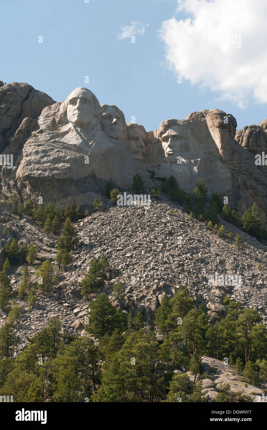 Büsten der vier Präsidenten geschnitzt in Felsen, Mount Rushmore National Memorial, in der Nähe von Rapid City, South Dakota, USA Stockfoto