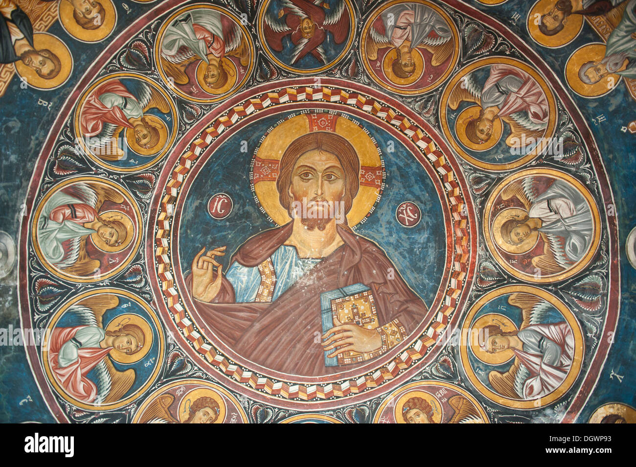 Jesus Christus Pantokrator, gestaltete fein Fresken in der Kuppel des zyprischen griechisch-orthodoxe Kirche Panagia Tis Asinou, Nikitari Stockfoto