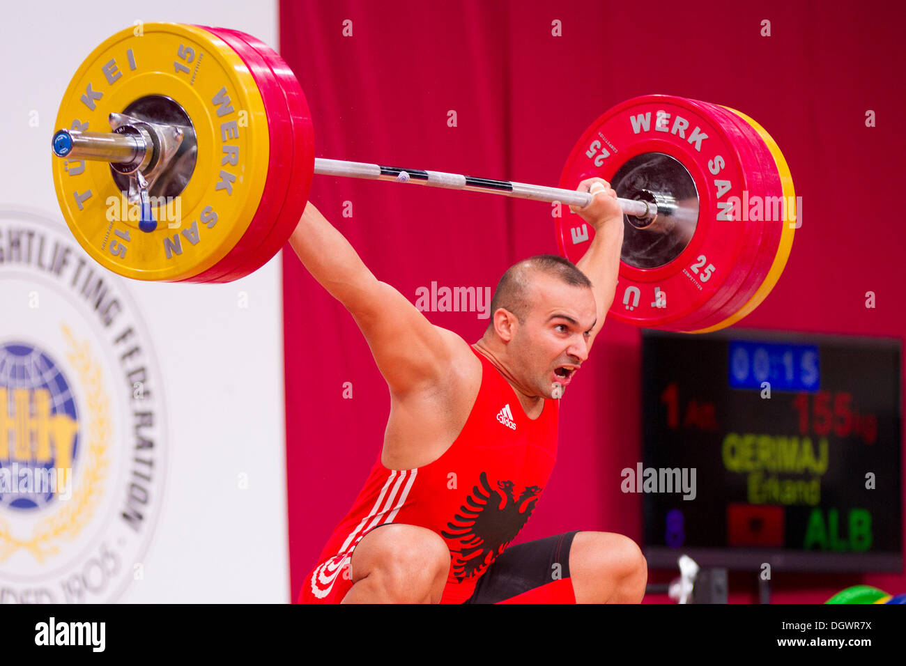 Wroclaw, Polen. 24. Oktober 2013. IWF-Weltmeisterschaften. Herren Kategorie bis 77kg, Erkand Qerimaj (ALB) © Action Plus Sport/Alamy Live News Stockfoto