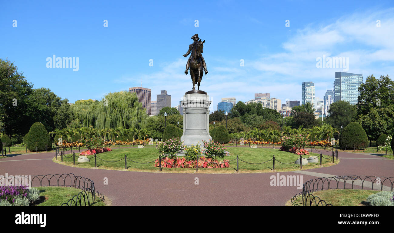 Eine Bronzestatue von George Washington in Boston Public Garden. Stockfoto