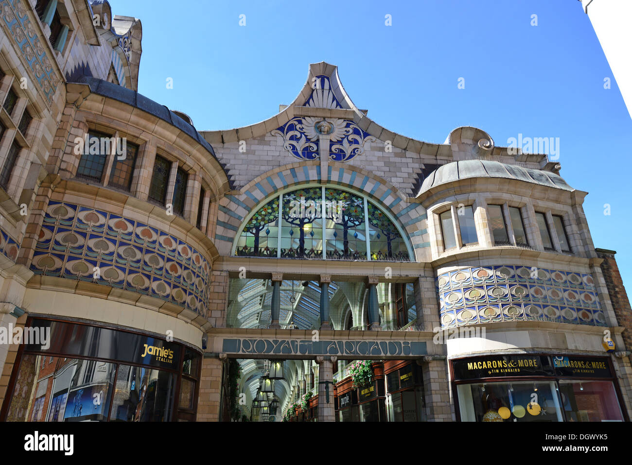 Eintritt in die Royal Arcade, Norwich, Norfolk, England, Vereinigtes Königreich Stockfoto