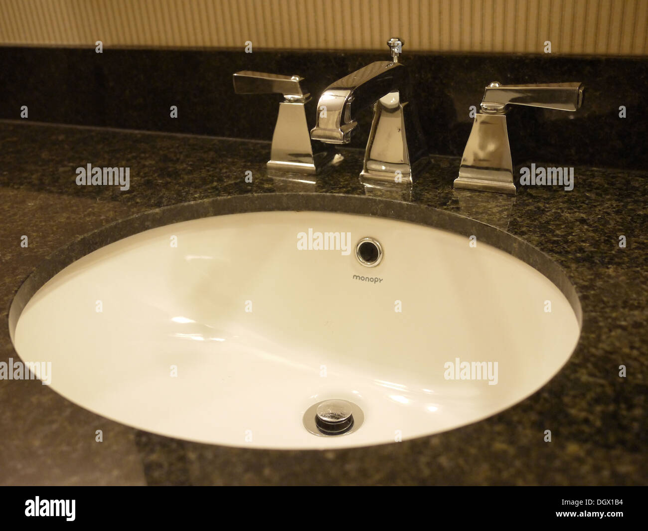 Hotel Hand Wäschewanne Stockfoto