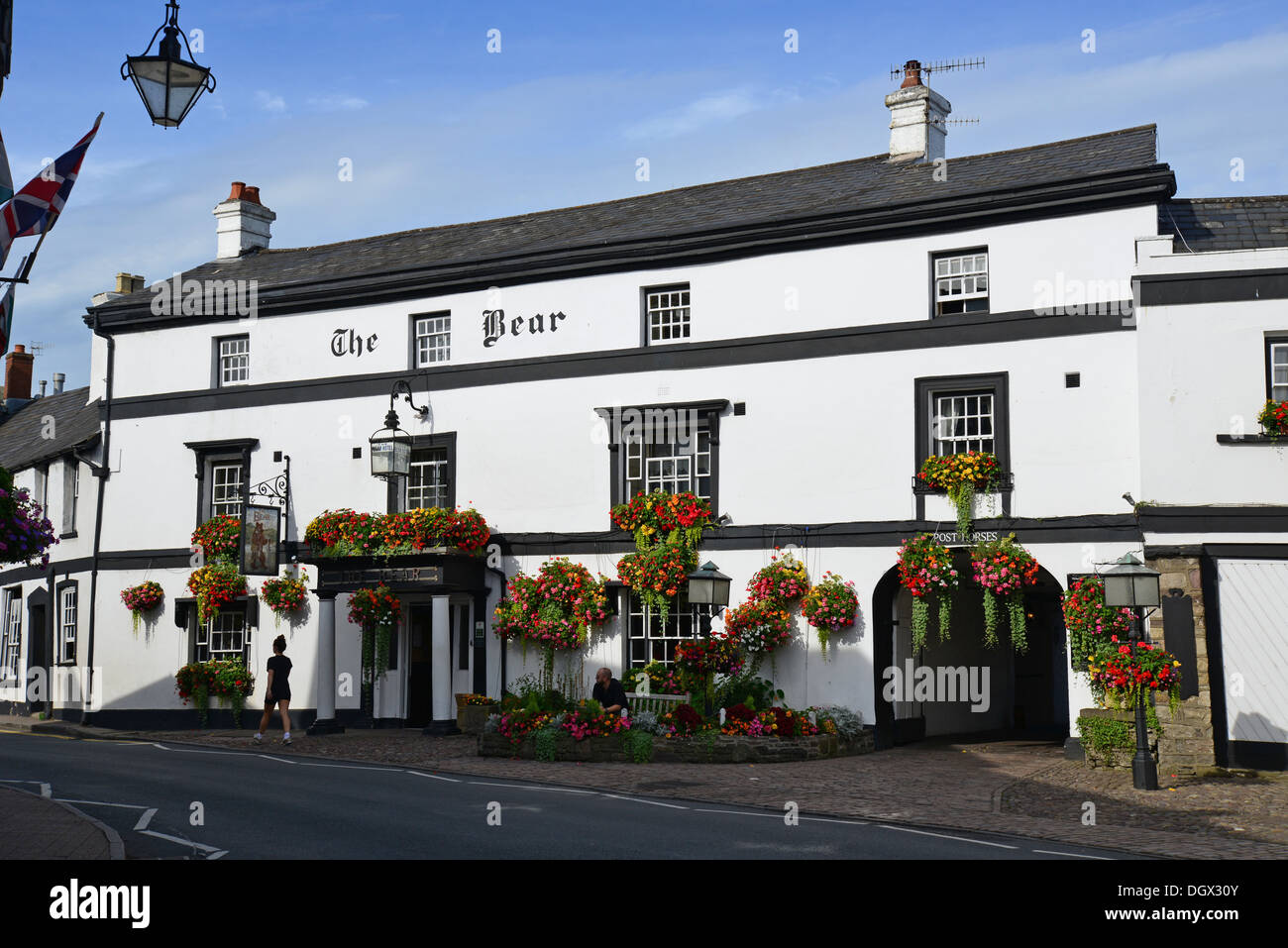 Bären Hotel, High Street, Crickhowell, Brecon Beacons National Park, Powys, Wales, Vereinigtes Königreich Stockfoto