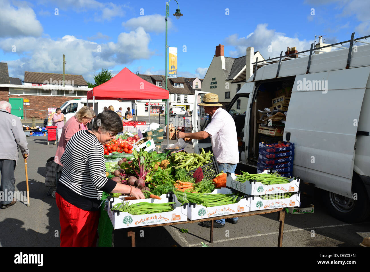 Street Market by Monnow Bridge, Monmouth, Monmouthshire, Wales (Cymru), Vereinigtes Königreich Stockfoto