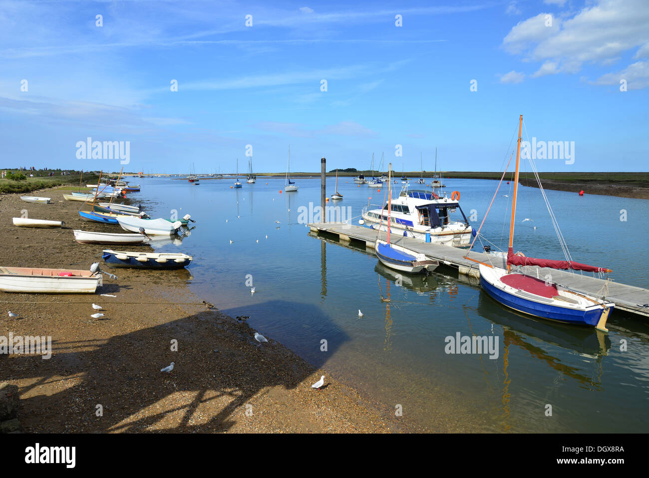 Blick auf den Hafen, Wells-Next-the-Sea, Norfolk, England, Vereinigtes Königreich Stockfoto