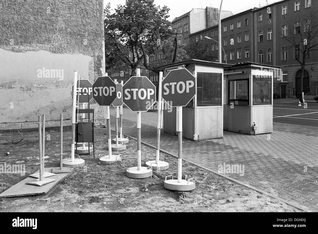 Reste der Berliner Mauer, ehemalige Grenzübergang an der Brunnenstraße Road in Berlin-Mitte Stockfoto
