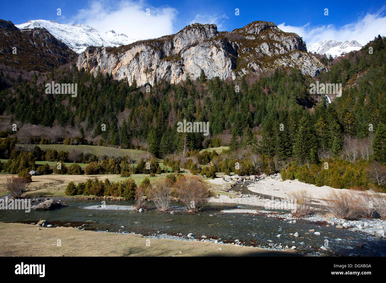 Berglandschaft in der Valle de Bujaruelo, Pyrenäen, Aragón, Spanien Stockfoto