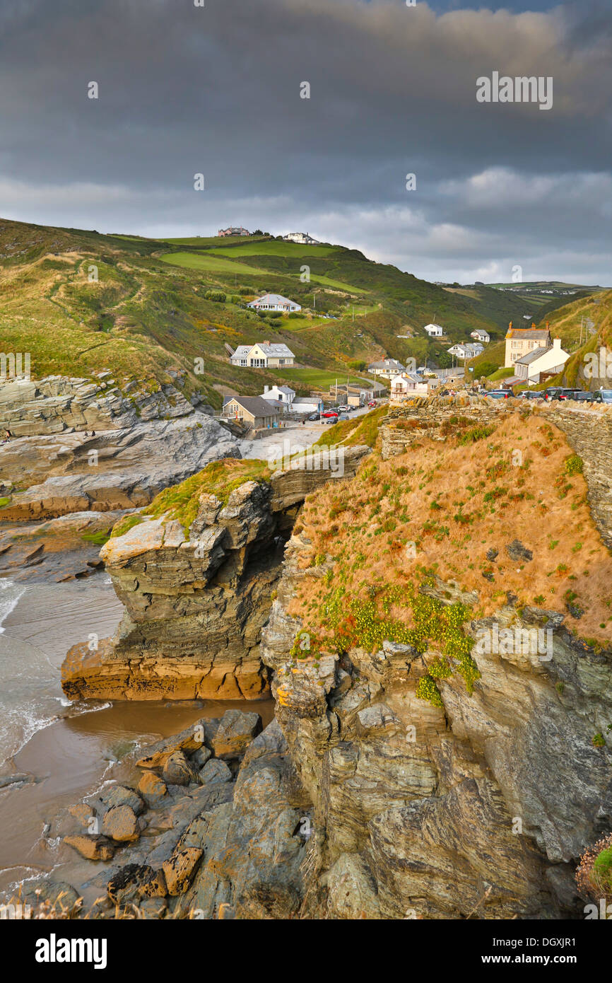 Trebarwith Strand; in der Nähe von Tintagel; Cornwall; UK Stockfoto