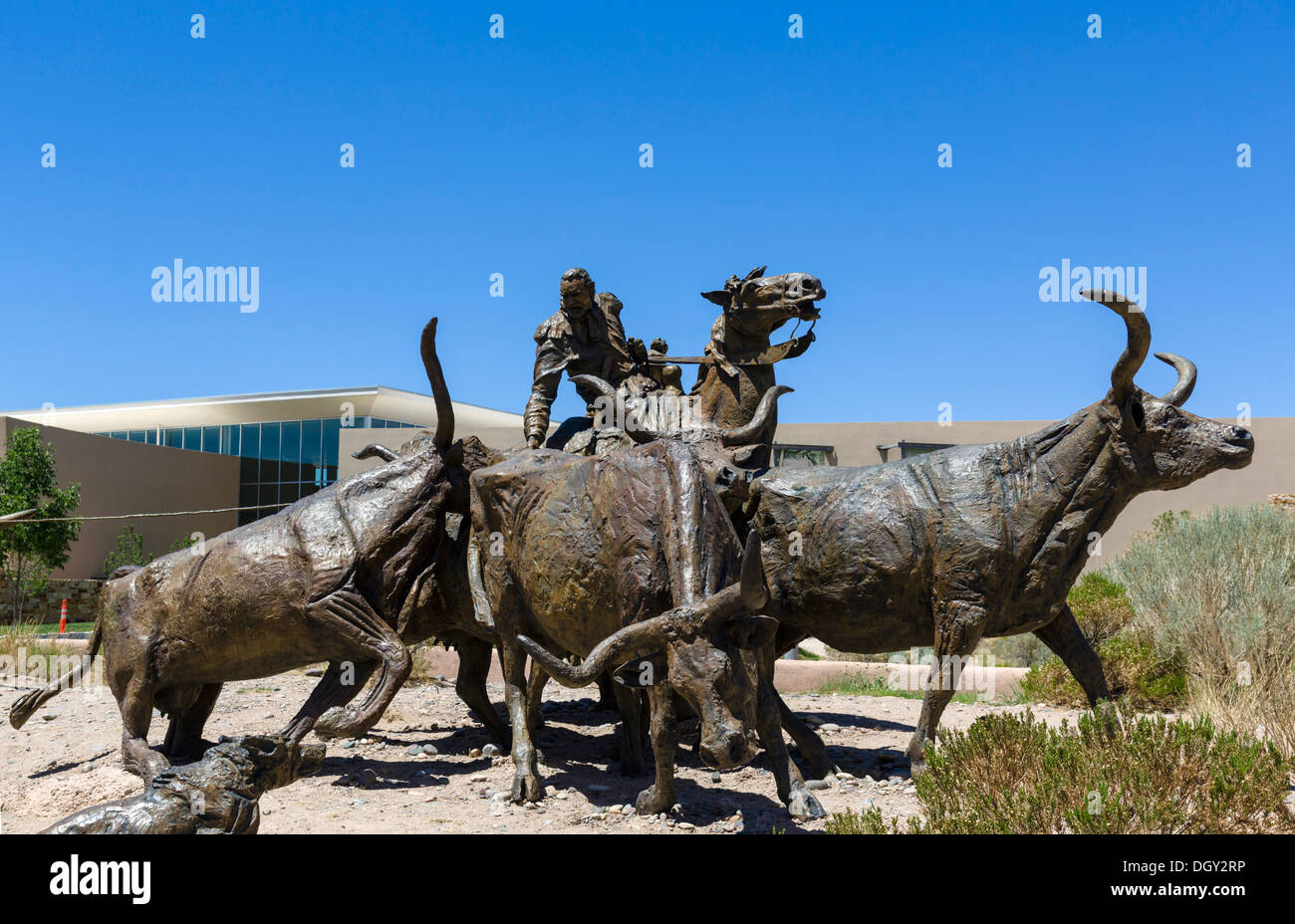 Skulpturen außerhalb des Albuquerque Museums für Kunst und Geschichte, Albuquerque, New Mexico, USA Stockfoto