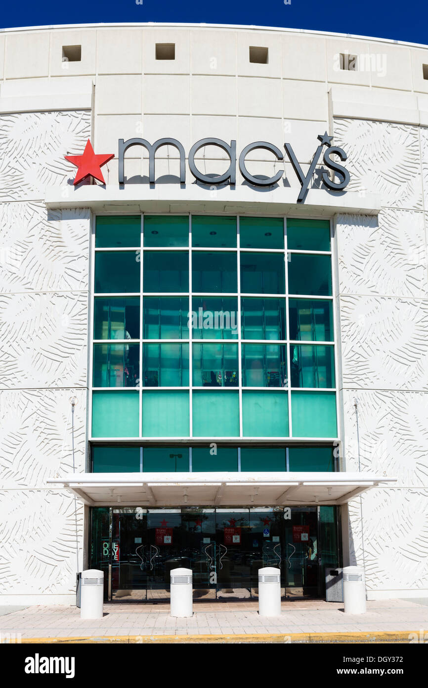 Eingang zum Kaufhaus Macys in der Florida Mall, Central Florida, Orlando, USA Stockfoto