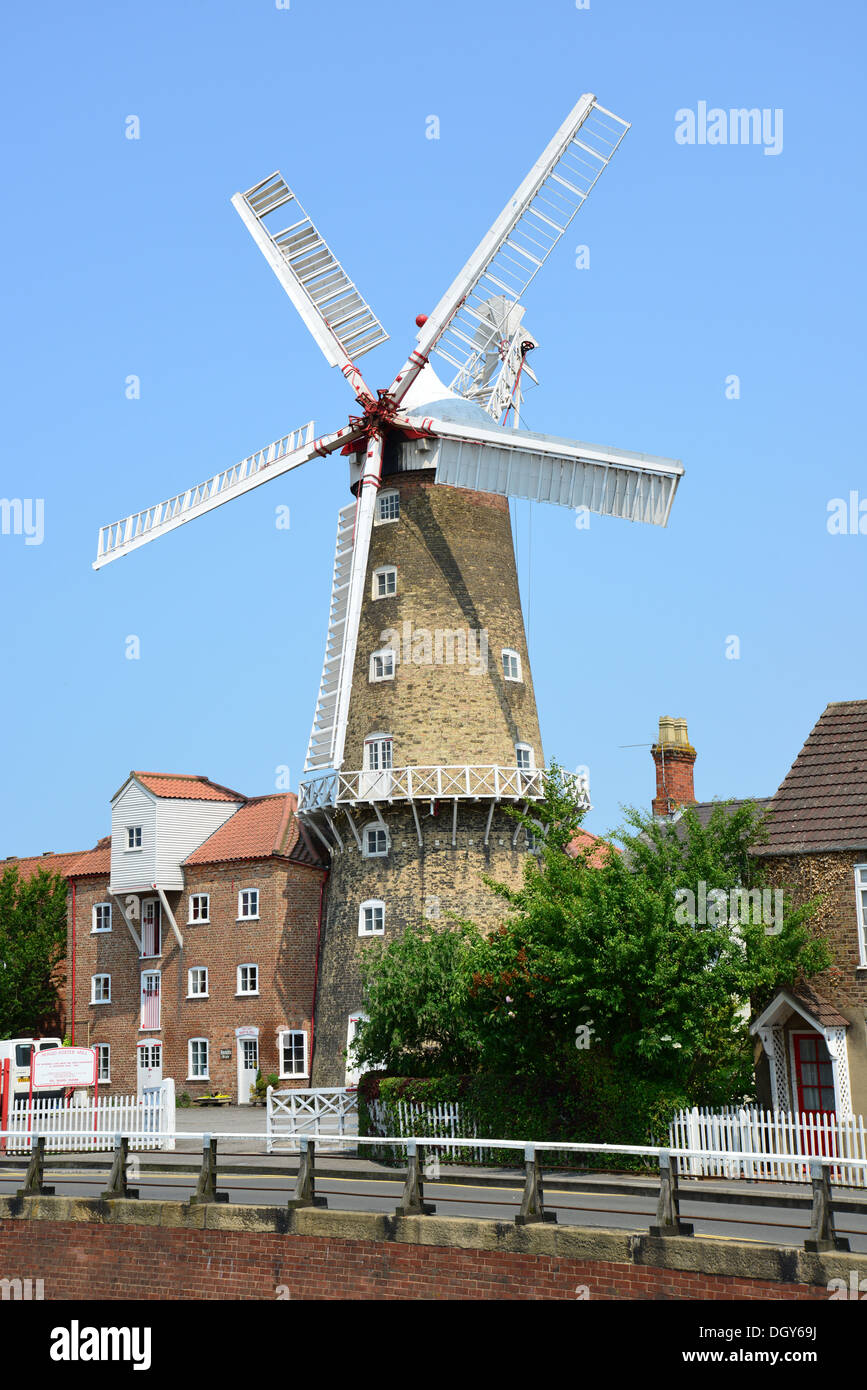 19. Jahrhundert Maud Foster Tower Windmühle von Maud Foster Drain, Skirbeck, Boston, Lincolnshire, England, Vereinigtes Königreich Stockfoto