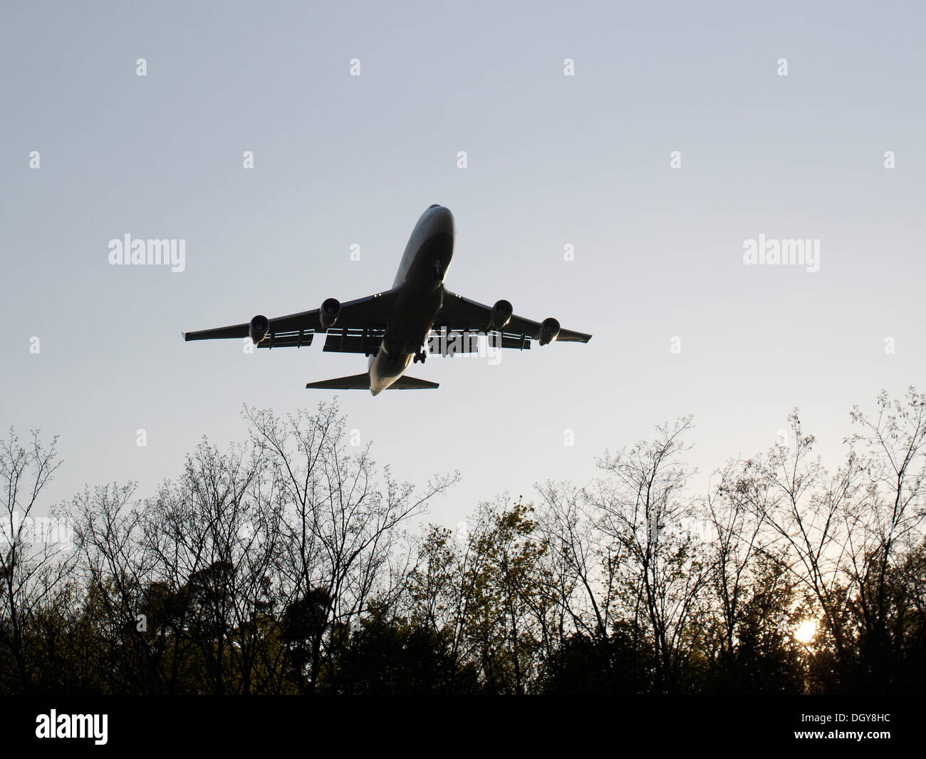 Jumbo Jet Boeing 747 auf der Zielseite Ansatz, Frankfurt Flughafen, Frankfurt Am Main, Hessen Stockfoto