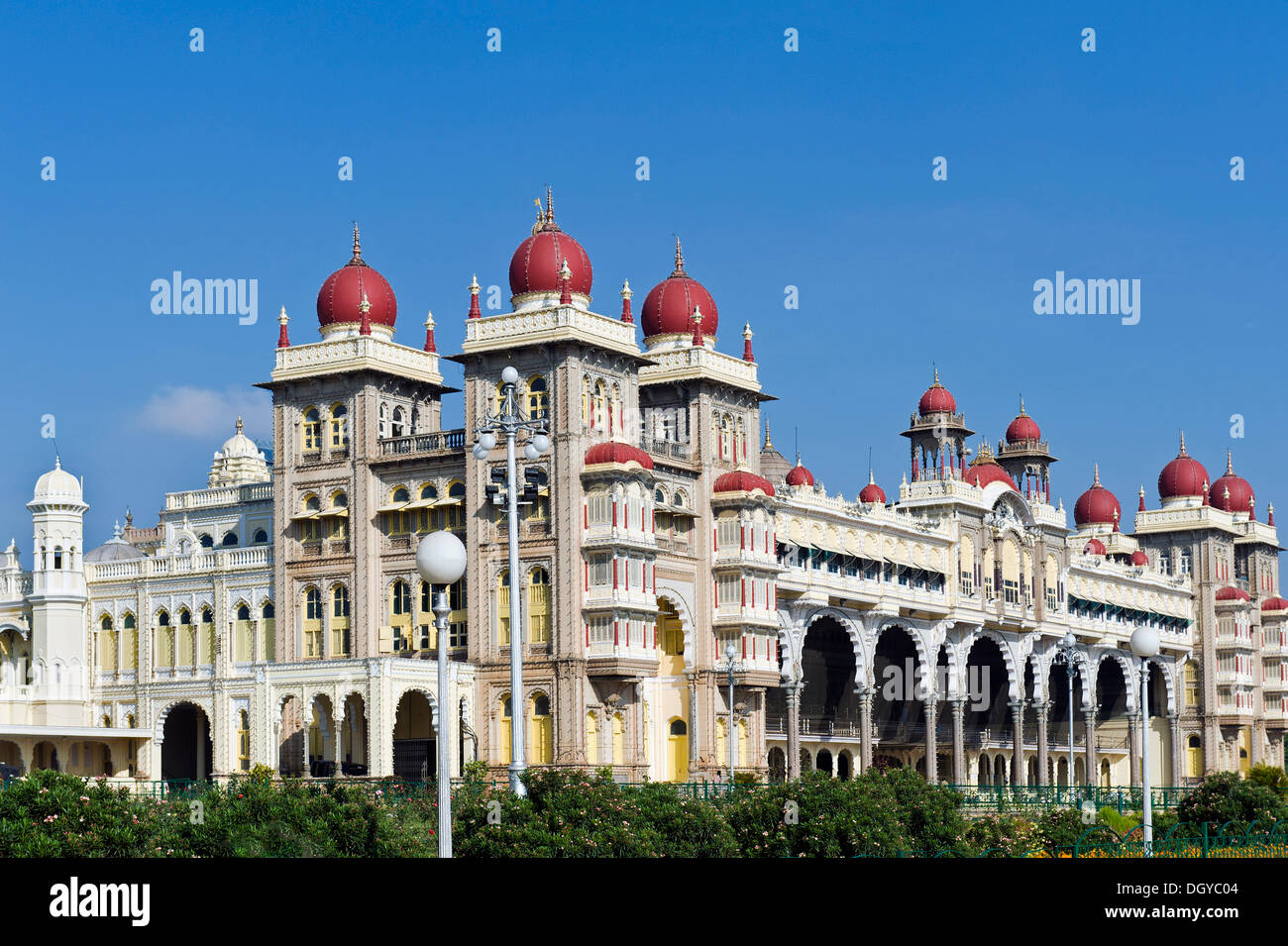 Palast von Mysore, Karnataka, Südindien, Indien, Asien Stockfoto