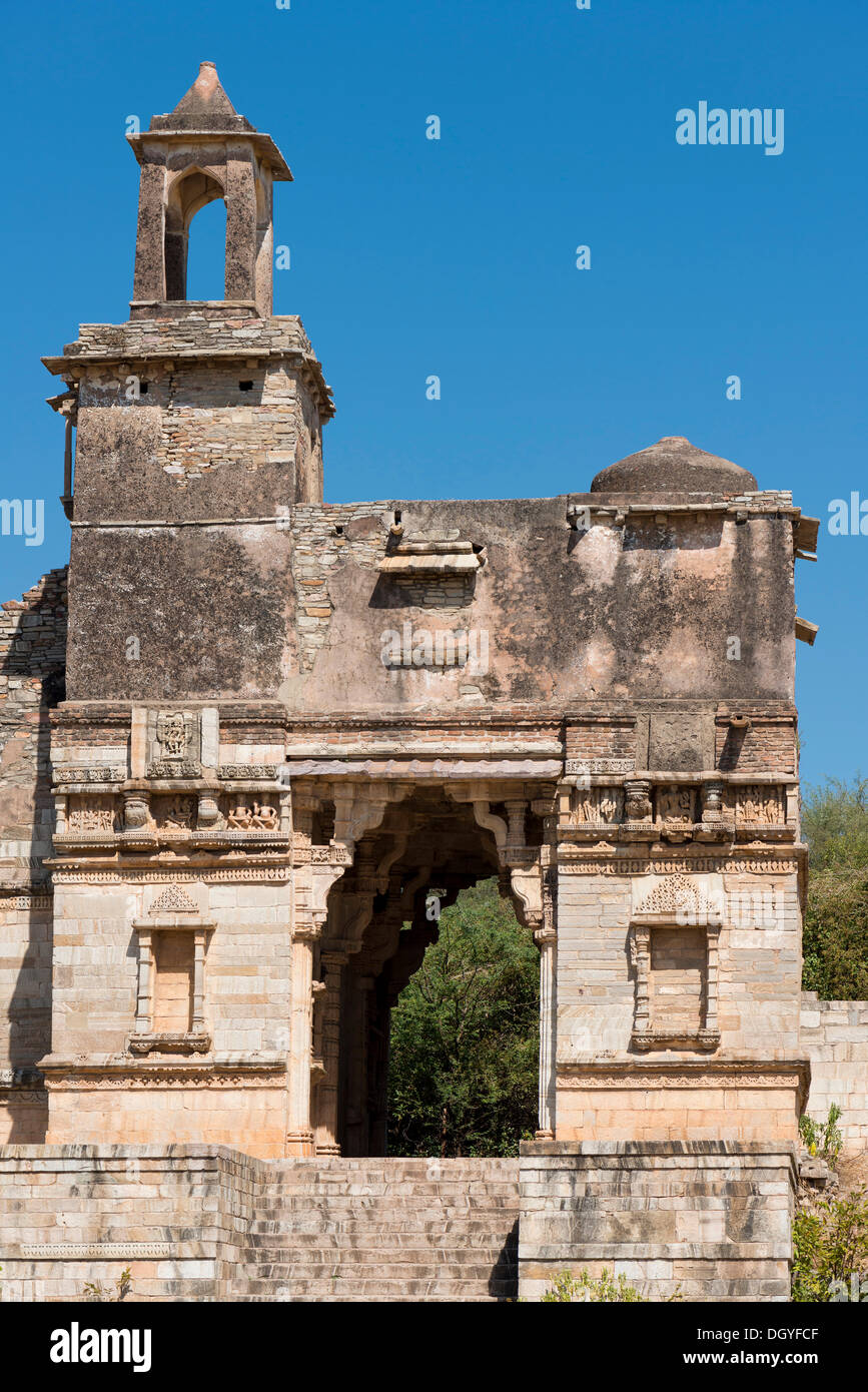 Westliche Eingangstor nach Chittorgarh Fort, Chittorgarh, Rajasthan, Indien Stockfoto