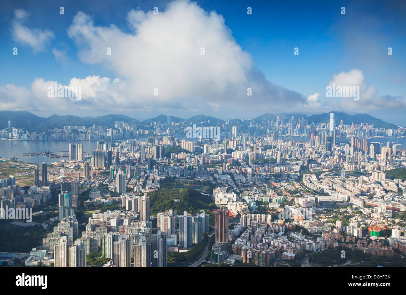 Blick auf Kowloon und Hong Kong Island, Hongkong, China Stockfoto