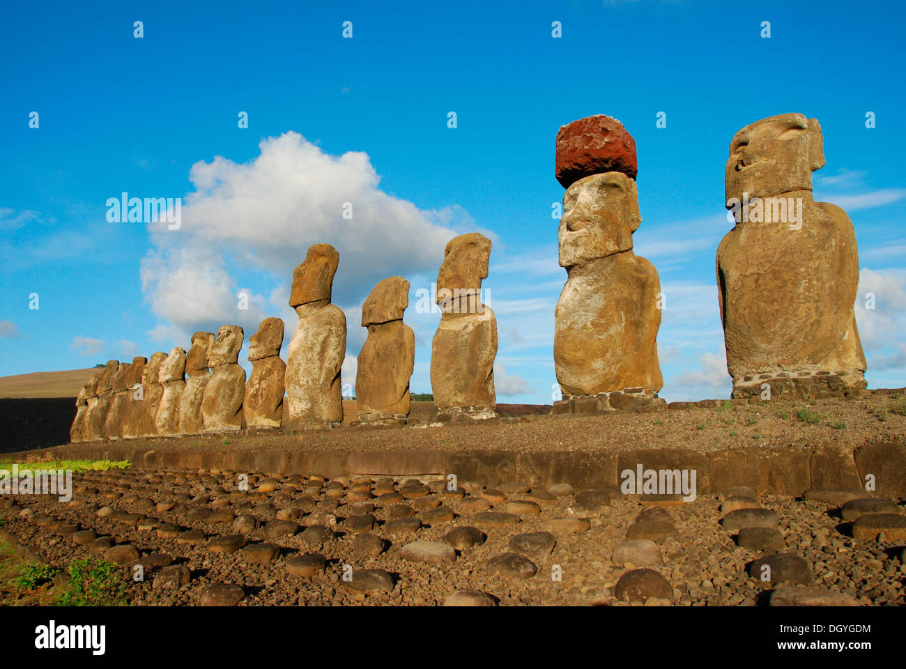 Moais am Ahu Tongariki, Osterinsel, Pazifik Stockfoto