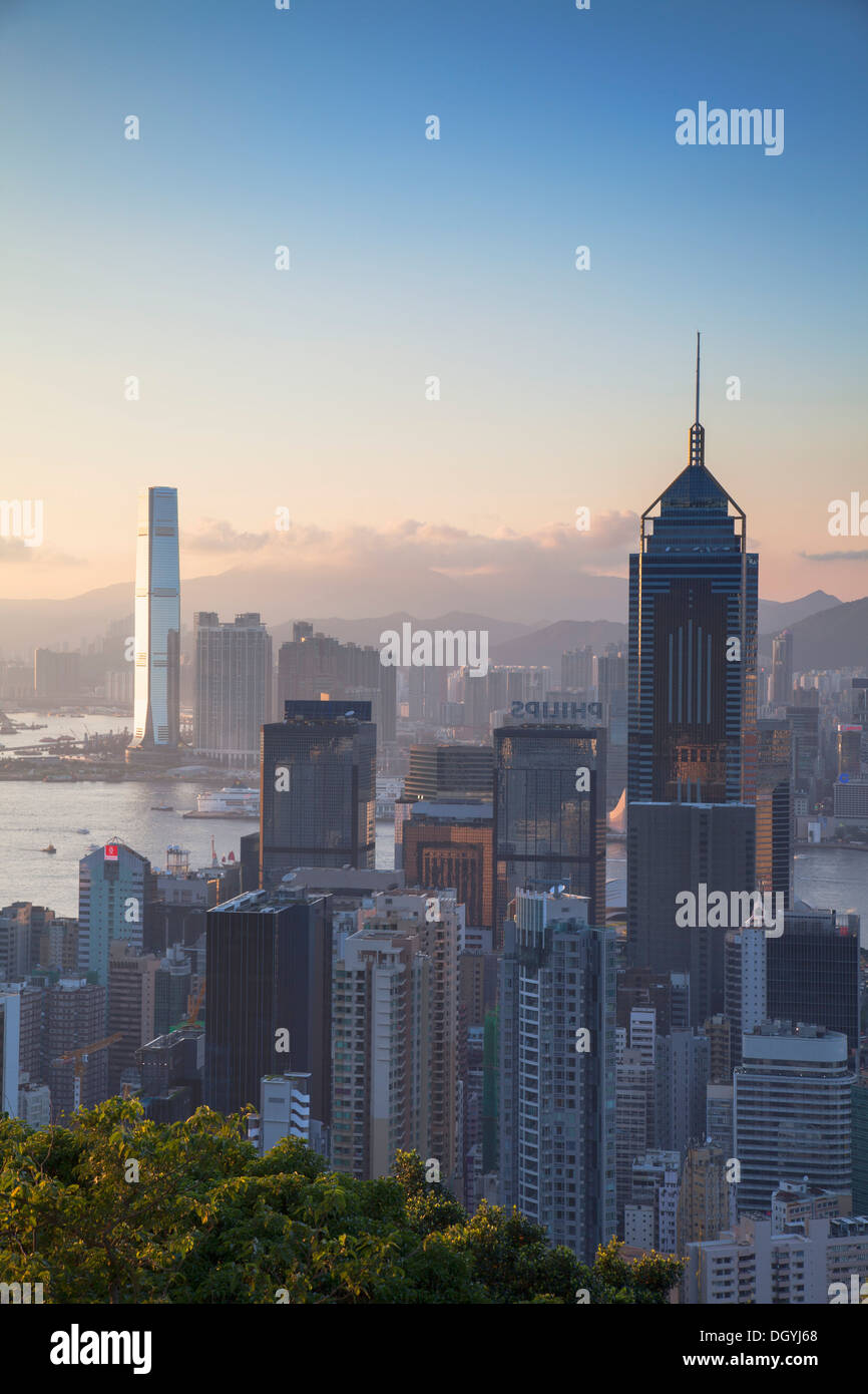 Ansicht von Wan Chai und Kowloon, Hong Kong Stockfoto