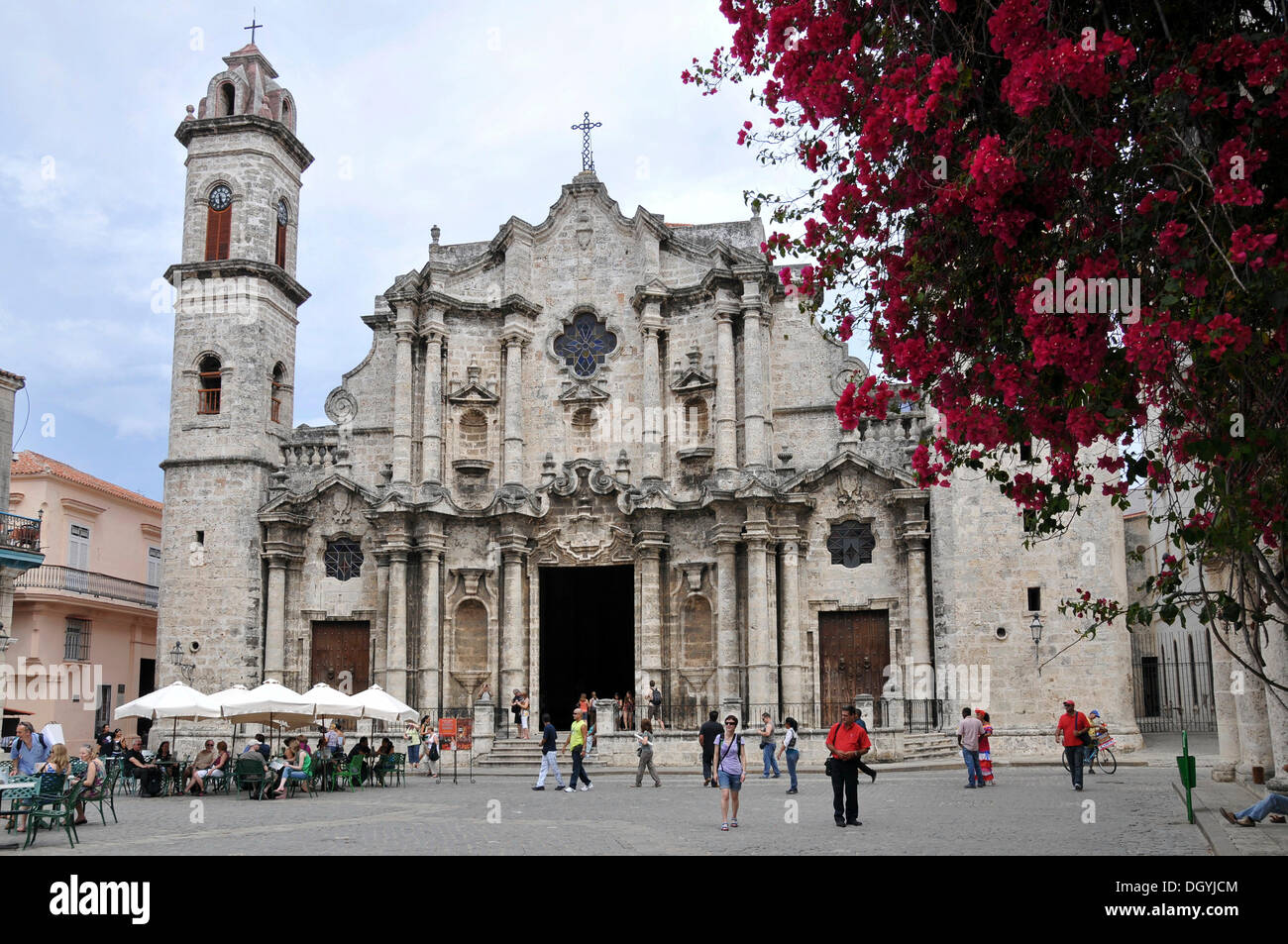 Kathedrale von Havanna, Plaza de la Catedral entfernt, Altstadt, Havanna, Kuba, Karibik, Zentralamerika Stockfoto