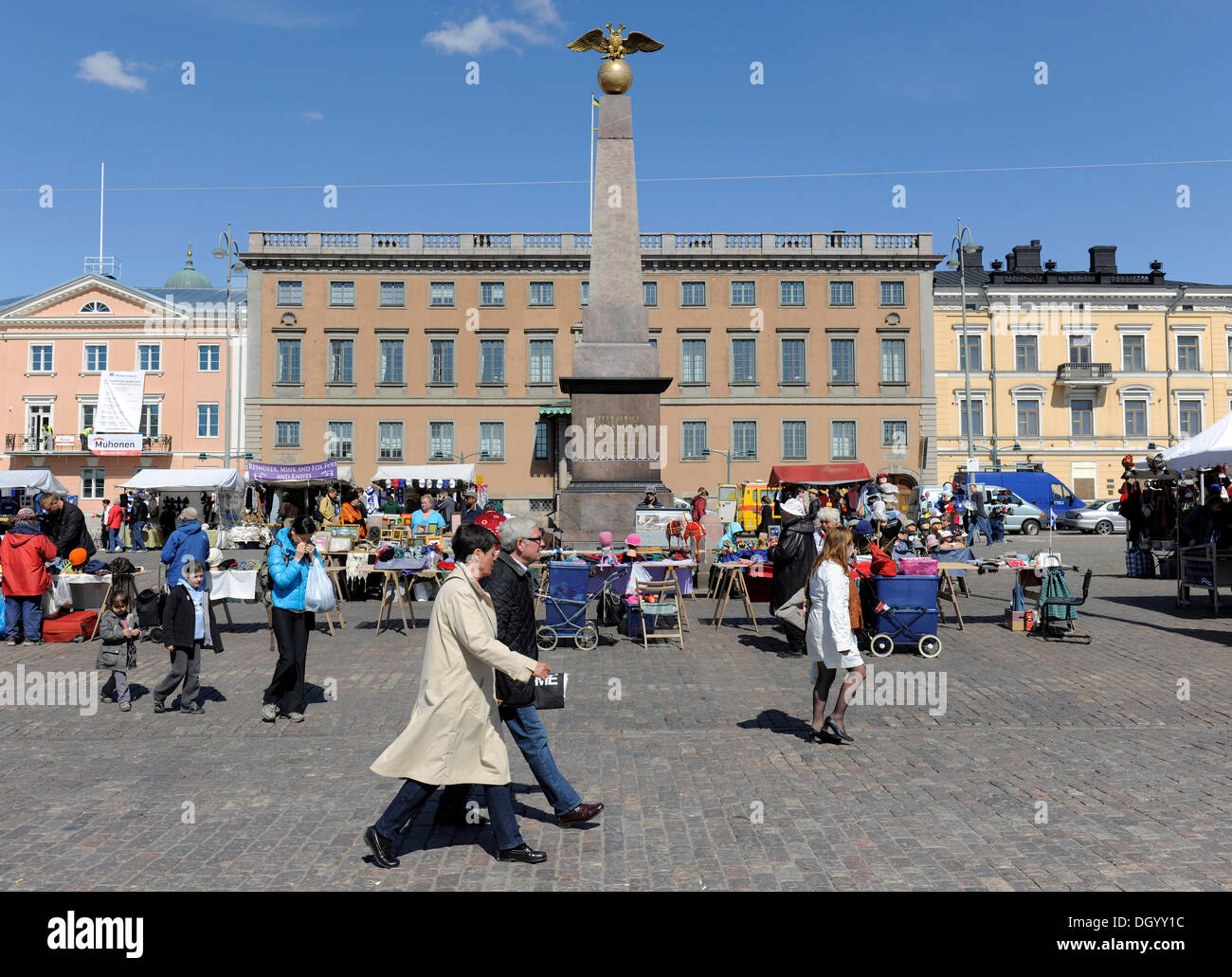 Gedeihen Denkmal, Kaiserin Alexandra Obelisk, market Square, Helsinki, Finnland, Europa Stockfoto