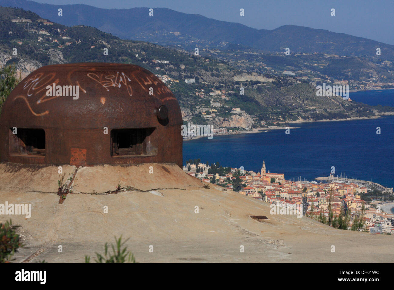 Geschützturm einer Festung der Maginot-Linie in Roquebrune Cap Martin, Menton an der Rückseite, Département Alpes-Maritimes, Région Stockfoto