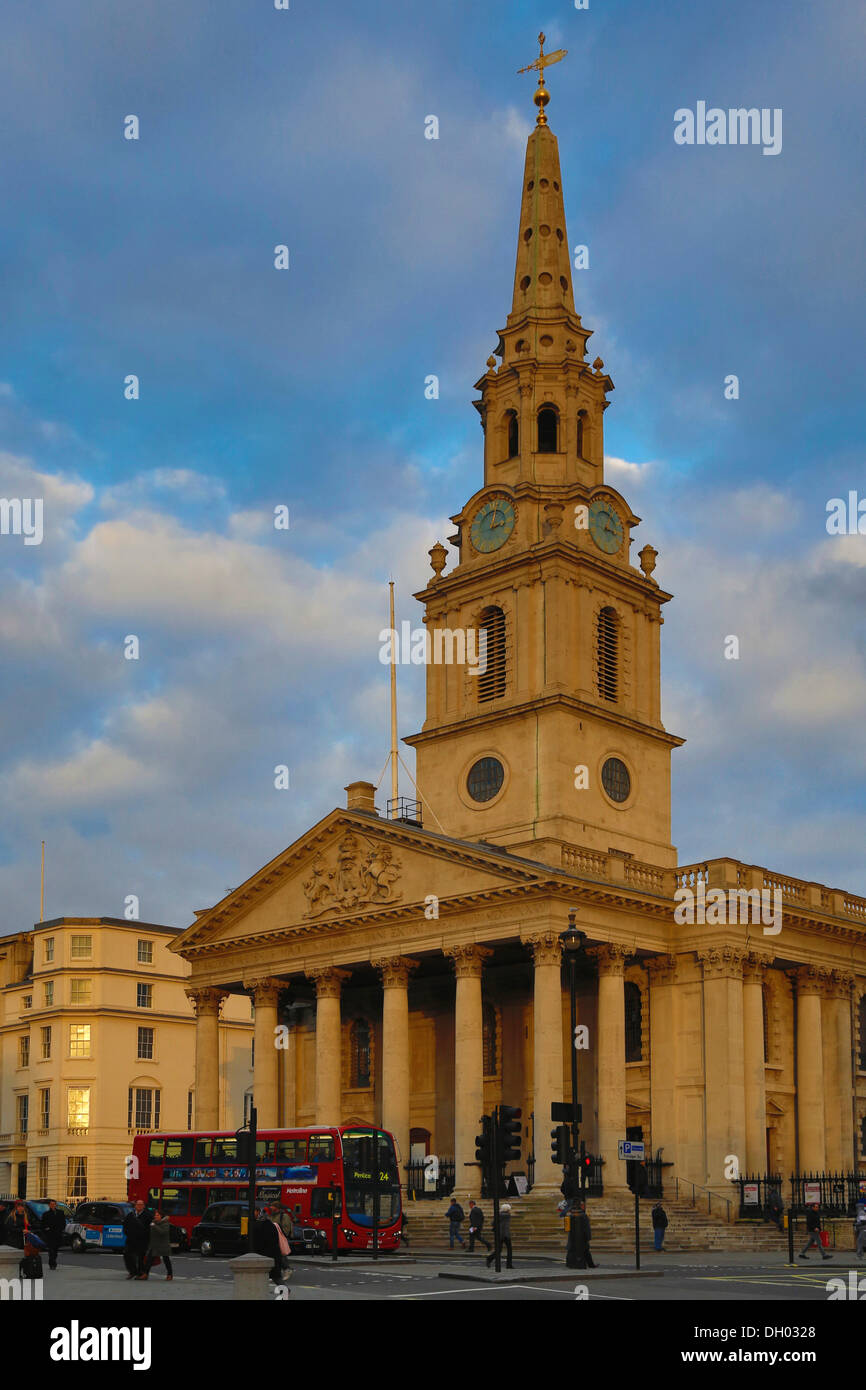 Kirche St. Martin-in-the-Fields, Trafalgar Square, Knightsbridge, London, London Region, England, Vereinigtes Königreich Stockfoto